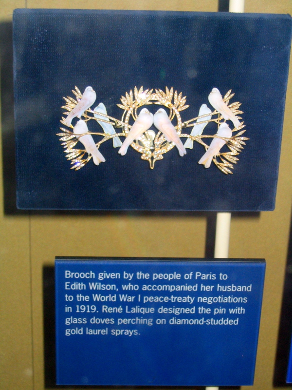 Edith Wilson's Brooch